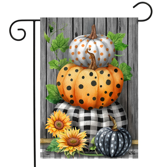 Patterned Pumpkin Stack Garden Flag